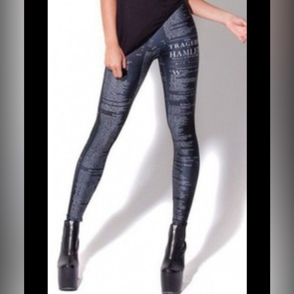Black and white Leggings with the text of Hamlet on them